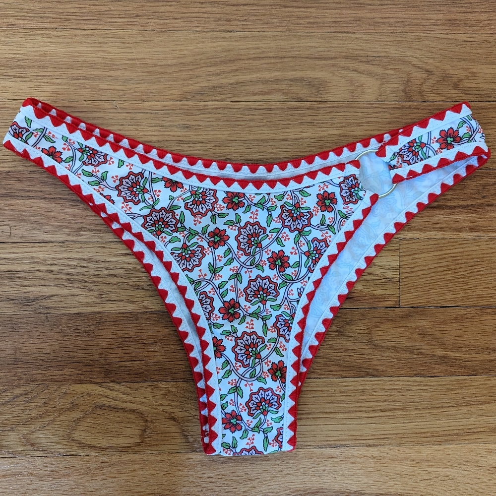 🆕 Floral bikini set - Picture 6 of 11